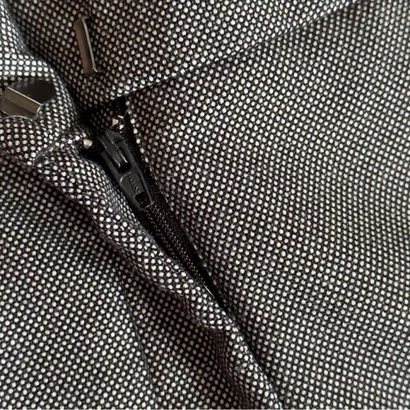 Liz Claiborne Audra Curvy Fit Straight Trouser Size 6 - Picture 10 of 16